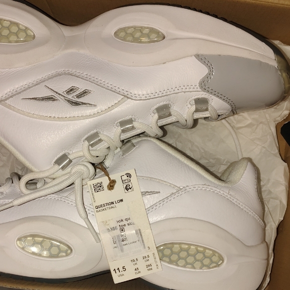 Reebok Black and White Basketball Shoes - Picture 6 of 9